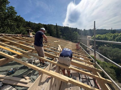 Réalisation d'une toiture Saint Zacharie Réalisation d'une toiture